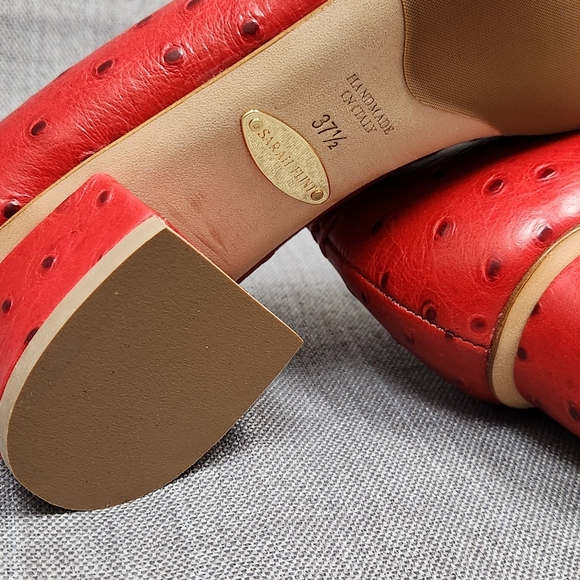 Sarah Flint Laurel 30 Cherry Ostrich Embossed Calf Pumps. 7.5 - Picture 9 of 11